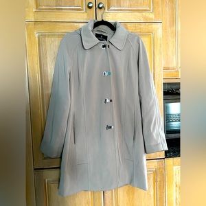 London Fog | Long Waterproof Trenchcoat | Size S
